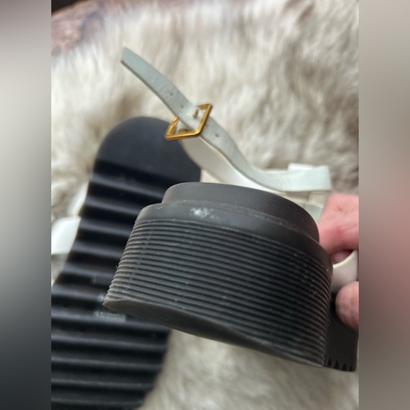 Charles & Keith chunky sandals - NEW - Picture 6 of 10